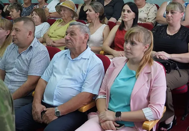 В ПОСЕЛЕНИЯХ ТИХОРЕЦКОГО РАЙОНА СОСТОЯЛИСЬ ВСТРЕЧИ С ЖИТЕЛЯМИ
